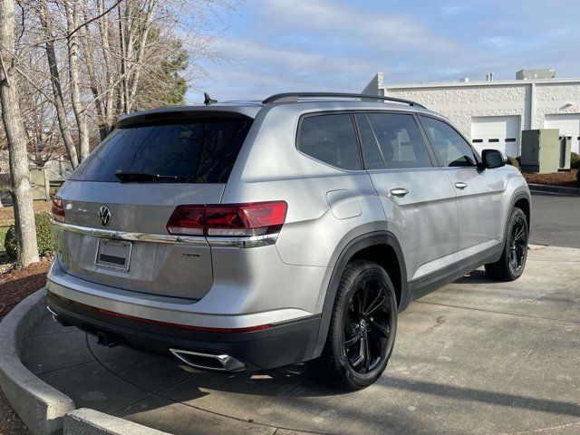 2022 Volkswagen Atlas 3.6L V6 SE Technology