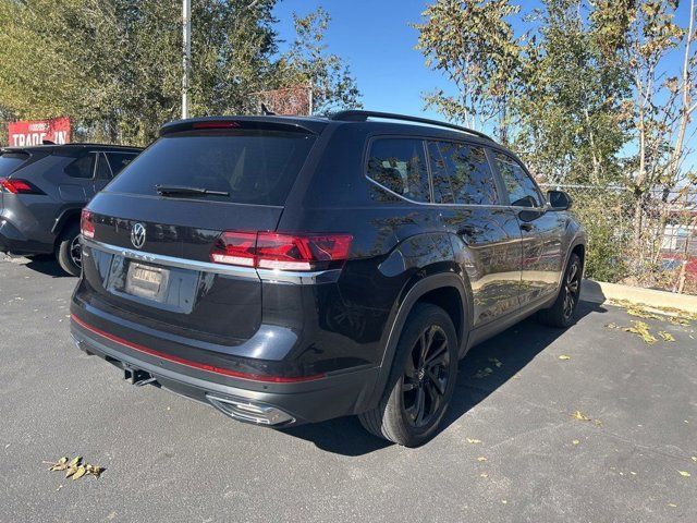 2022 Volkswagen Atlas 3.6L V6 SE Technology