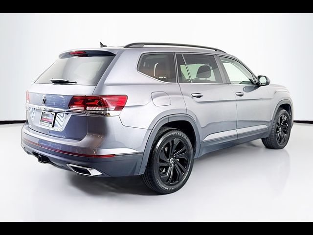 2022 Volkswagen Atlas 3.6L V6 SE Technology