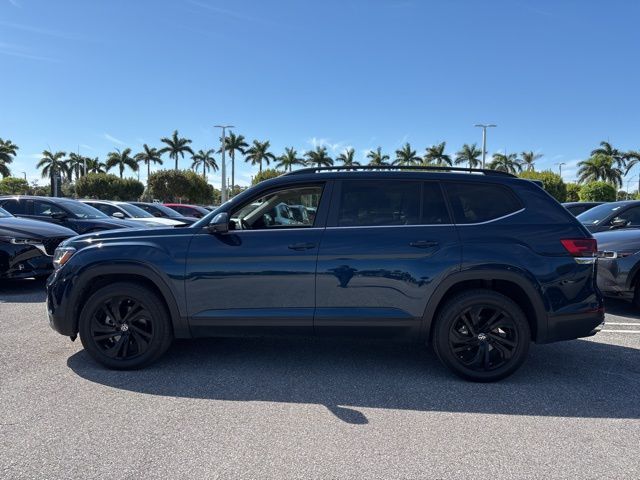 2022 Volkswagen Atlas 3.6L V6 SE Technology