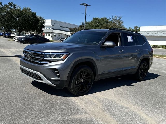 2022 Volkswagen Atlas 3.6L V6 SE Technology