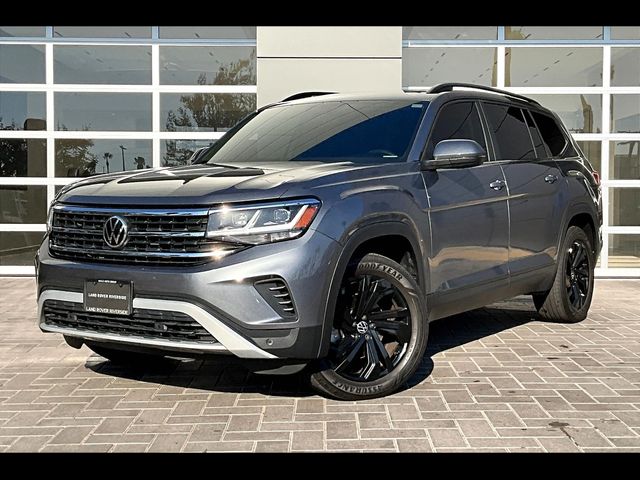 2022 Volkswagen Atlas 3.6L V6 SE Technology