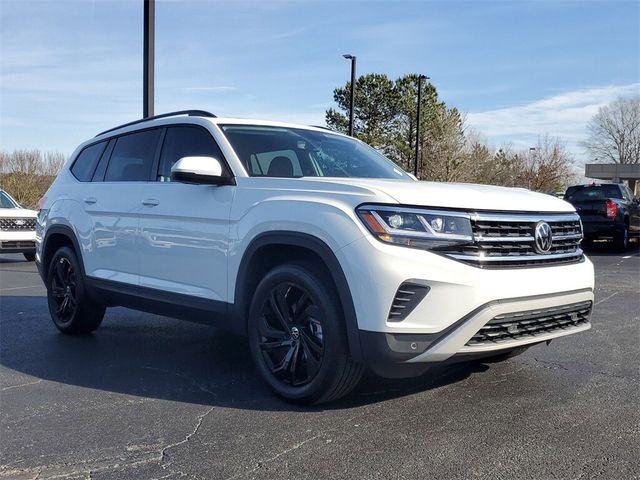 2022 Volkswagen Atlas 3.6L V6 SE Technology