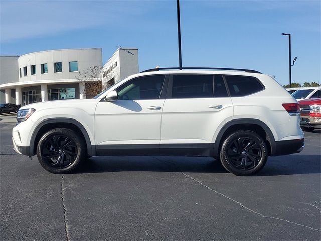 2022 Volkswagen Atlas 3.6L V6 SE Technology