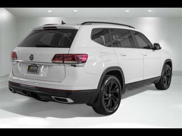 2022 Volkswagen Atlas 3.6L V6 SE Technology