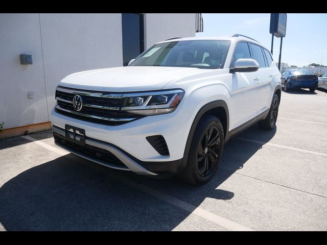 2022 Volkswagen Atlas 3.6L V6 SE Technology