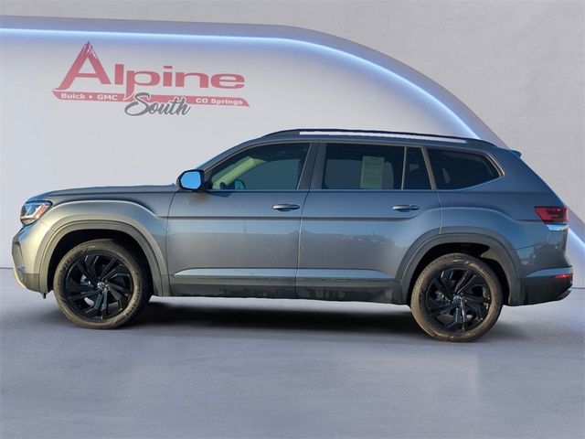 2022 Volkswagen Atlas 3.6L V6 SE Technology