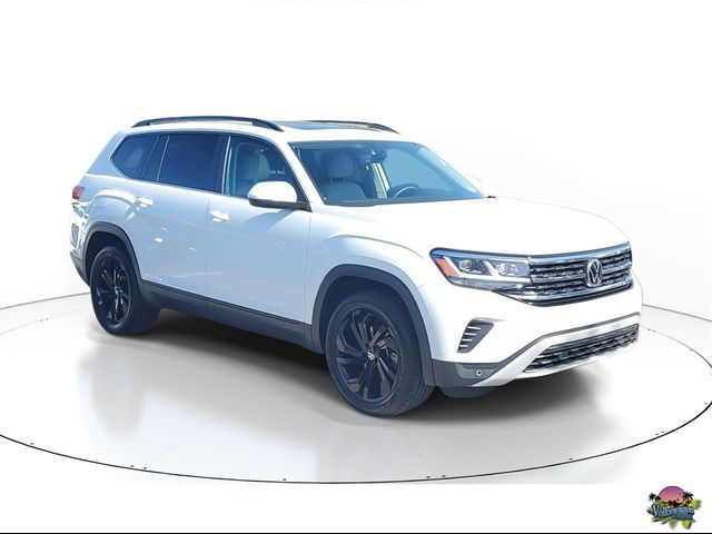 2022 Volkswagen Atlas 3.6L V6 SE Technology