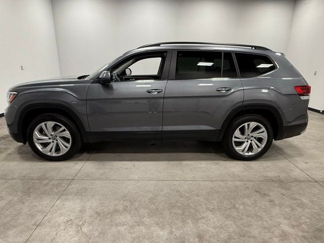 2022 Volkswagen Atlas 3.6L V6 SE Technology