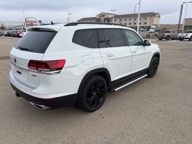 2022 Volkswagen Atlas 3.6L V6 SE Technology