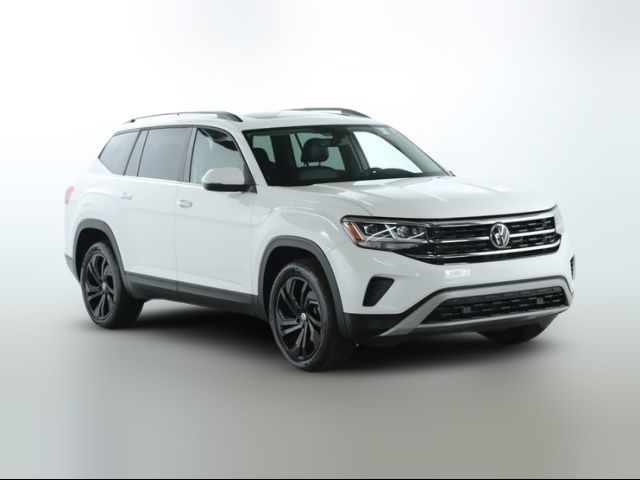2022 Volkswagen Atlas 3.6L V6 SE Technology