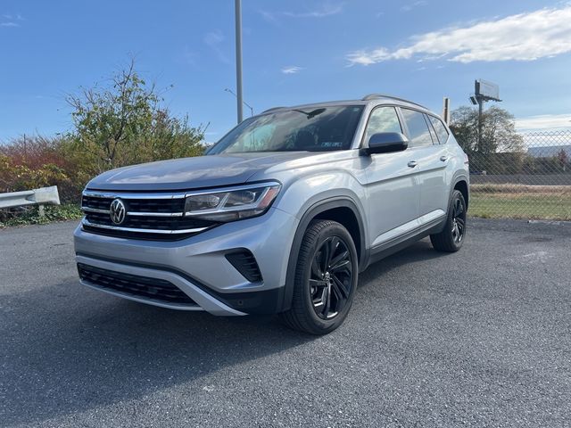 2022 Volkswagen Atlas 3.6L V6 SE Technology