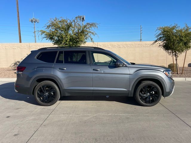 2022 Volkswagen Atlas 3.6L V6 SE Technology