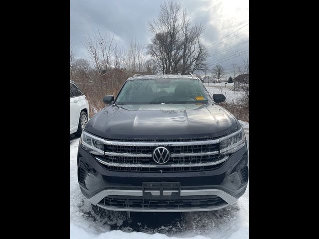 2022 Volkswagen Atlas 3.6L V6 SE Technology