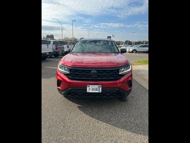 2022 Volkswagen Atlas 3.6L V6 SE Technology