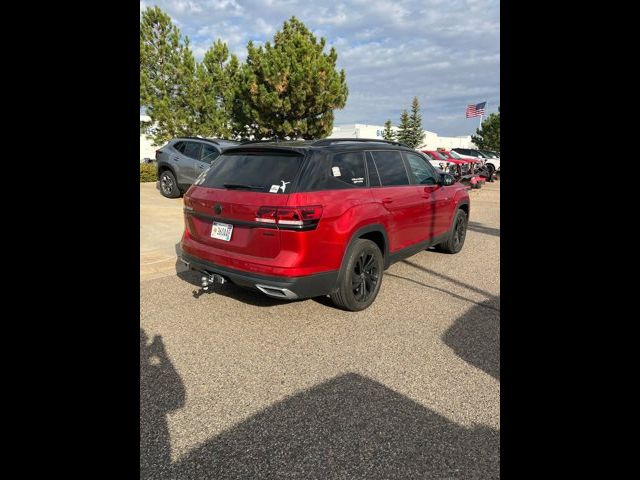 2022 Volkswagen Atlas 3.6L V6 SE Technology