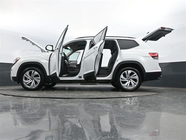 2022 Volkswagen Atlas 3.6L V6 SE Technology