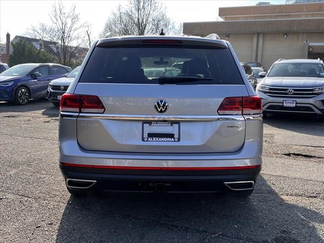 2022 Volkswagen Atlas 3.6L V6 SE Technology