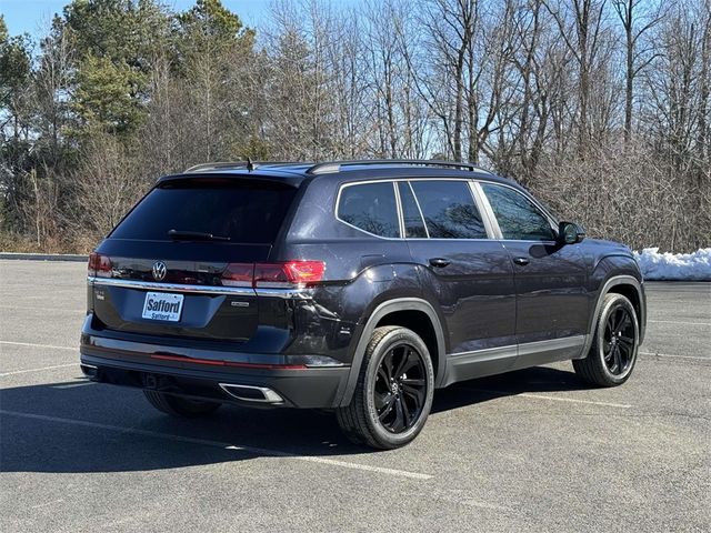 2022 Volkswagen Atlas 3.6L V6 SE Technology