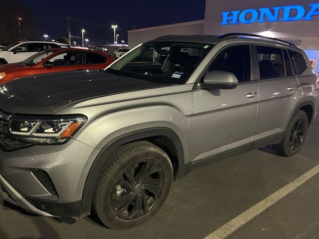 2022 Volkswagen Atlas 3.6L V6 SE Technology