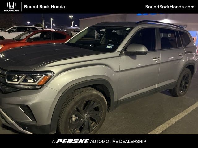 2022 Volkswagen Atlas 3.6L V6 SE Technology