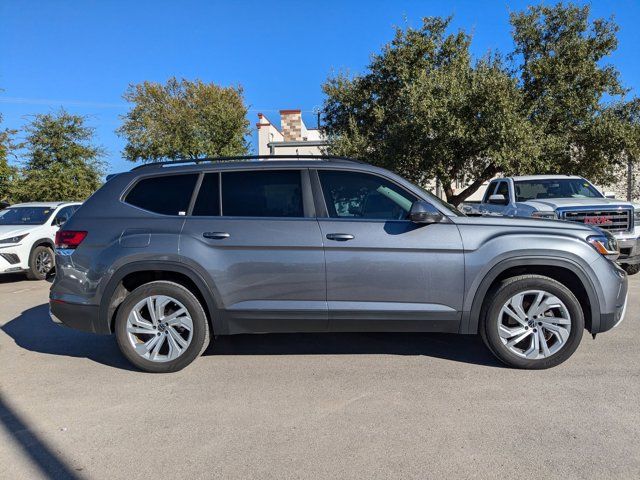 2022 Volkswagen Atlas 3.6L V6 SE Technology