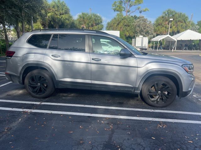 2022 Volkswagen Atlas 3.6L V6 SE Technology