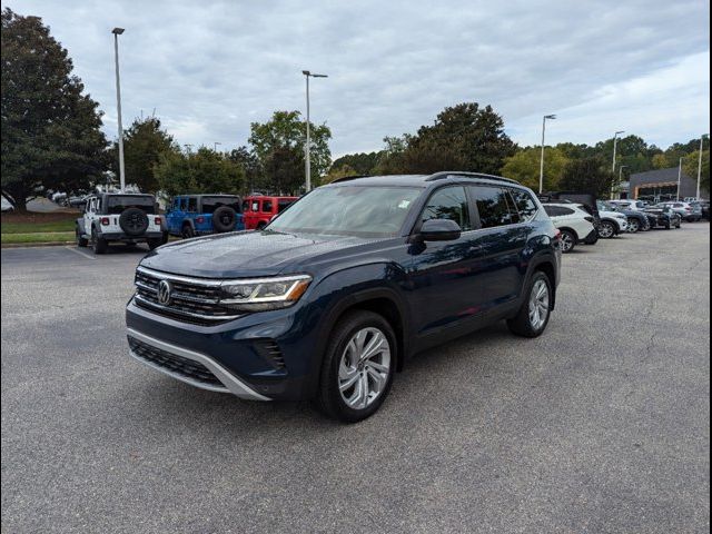 2022 Volkswagen Atlas 3.6L V6 SE Technology