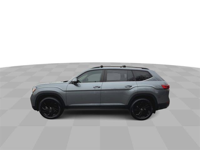 2022 Volkswagen Atlas 3.6L V6 SE Technology