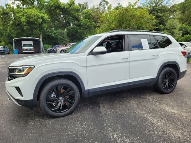 2022 Volkswagen Atlas 3.6L V6 SE Technology