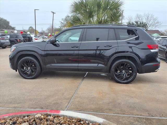 2022 Volkswagen Atlas 3.6L V6 SE Technology