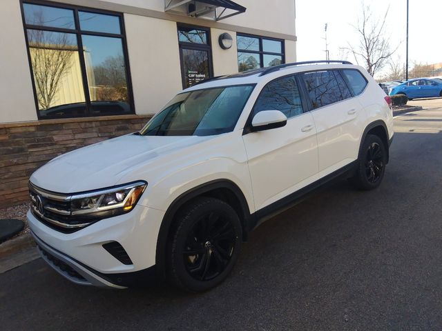 2022 Volkswagen Atlas 3.6L V6 SE Technology