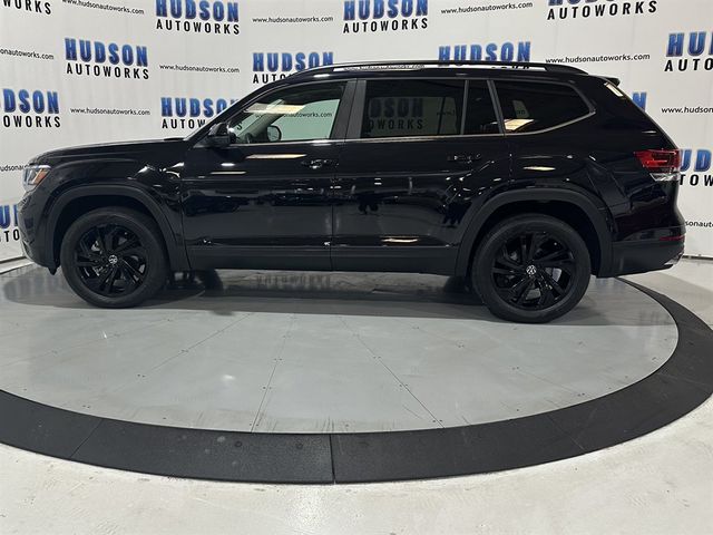 2022 Volkswagen Atlas 3.6L V6 SE Technology