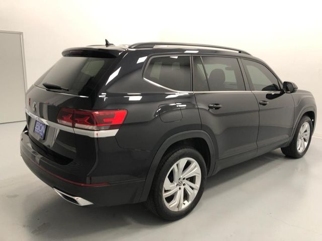 2022 Volkswagen Atlas 2.0T SE Technology