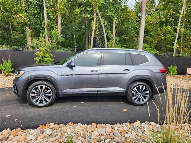 2022 Volkswagen Atlas 3.6L V6 SEL Premium R-Line