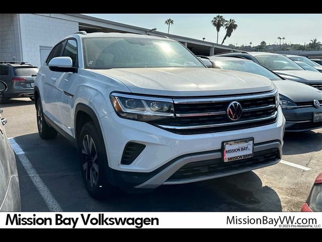 2022 Volkswagen Atlas Cross Sport 2.0T SE