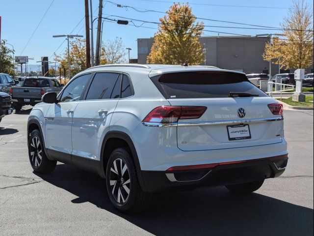 2022 Volkswagen Atlas Cross Sport 2.0T SE