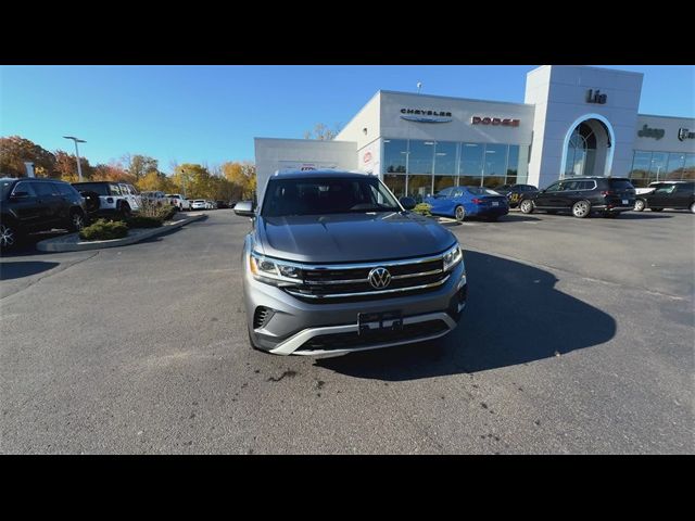 2022 Volkswagen Atlas Cross Sport 2.0T SE