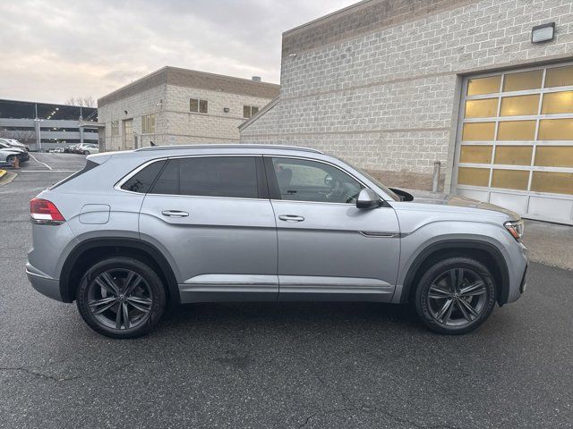 2022 Volkswagen Atlas Cross Sport 2.0T SEL R-Line