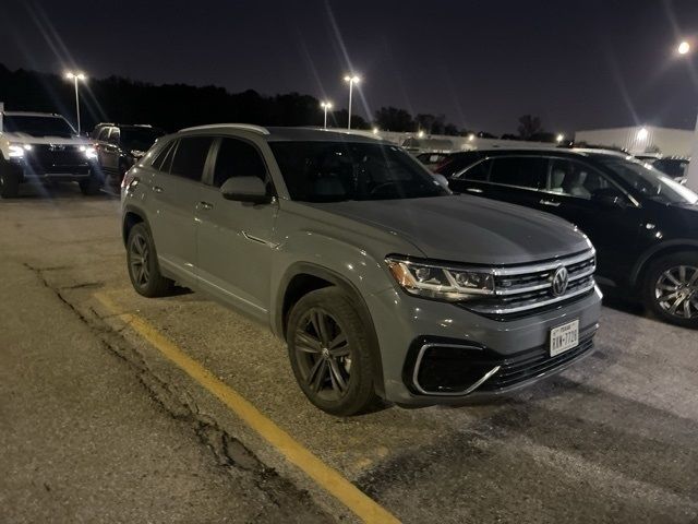 2022 Volkswagen Atlas Cross Sport 2.0T SEL R-Line