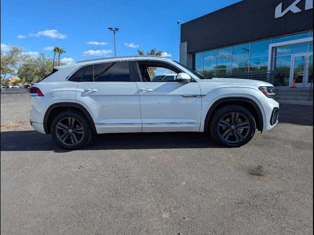 2022 Volkswagen Atlas Cross Sport 2.0T SEL R-Line