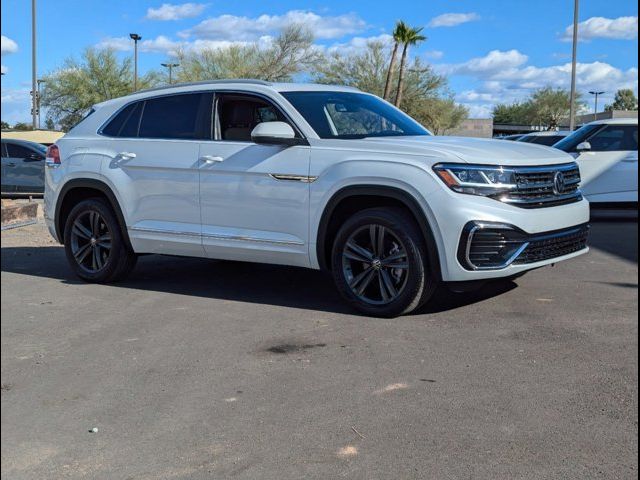 2022 Volkswagen Atlas Cross Sport 2.0T SEL R-Line