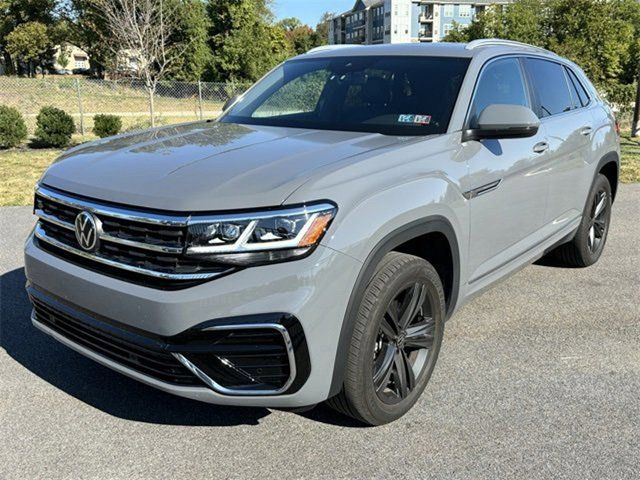 2022 Volkswagen Atlas Cross Sport 2.0T SEL R-Line