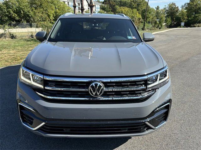 2022 Volkswagen Atlas Cross Sport 2.0T SEL R-Line