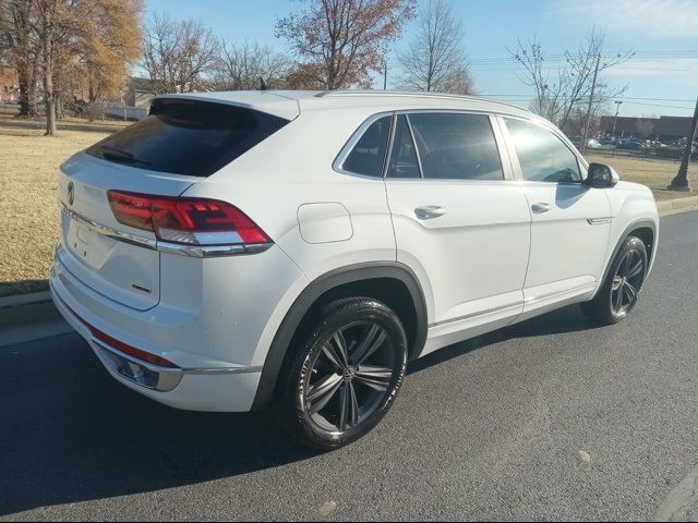 2022 Volkswagen Atlas Cross Sport 2.0T SEL R-Line