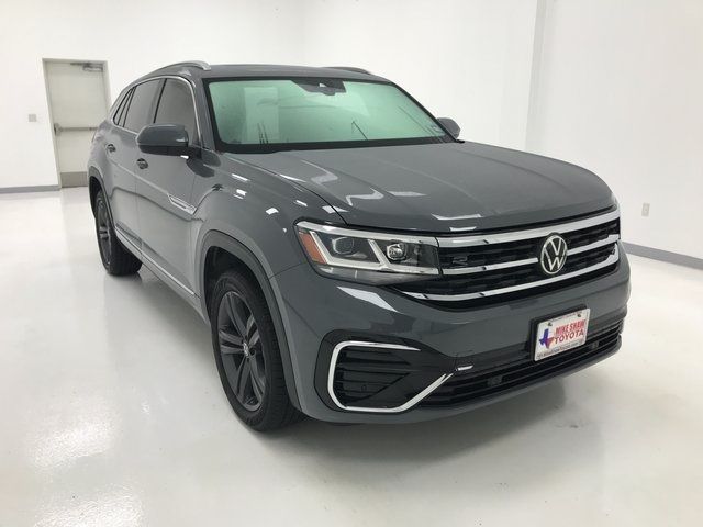 2022 Volkswagen Atlas Cross Sport 2.0T SEL R-Line