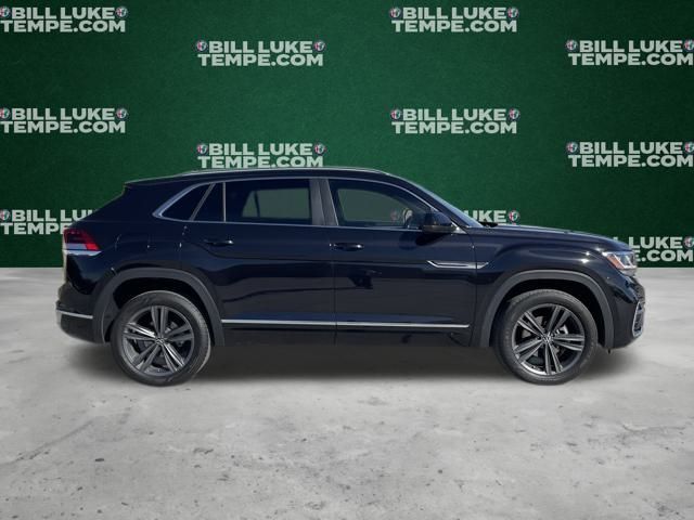 2022 Volkswagen Atlas Cross Sport 2.0T SEL R-Line