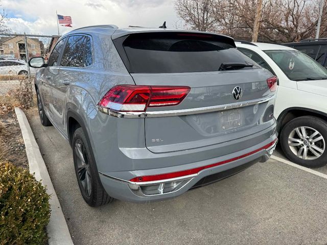 2022 Volkswagen Atlas Cross Sport 2.0T SEL R-Line