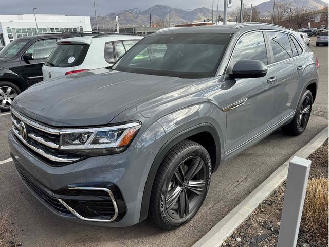 2022 Volkswagen Atlas Cross Sport 2.0T SEL R-Line