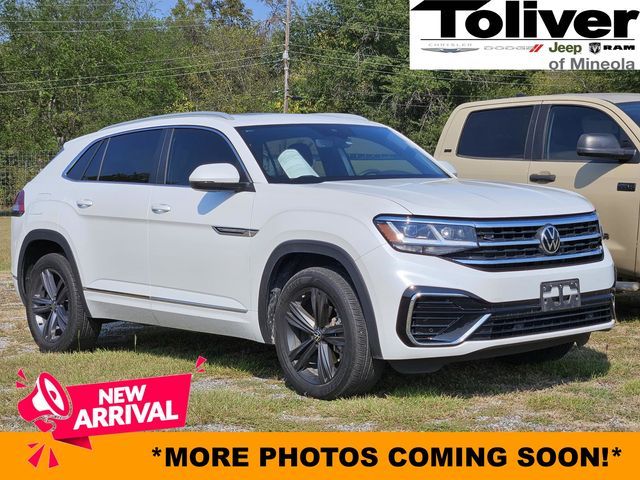 2022 Volkswagen Atlas Cross Sport 2.0T SEL R-Line